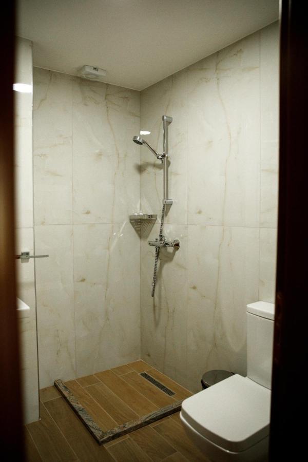 Hotel Sarajet 1821 จีโรคาสเตอร์ ภายนอก รูปภาพ