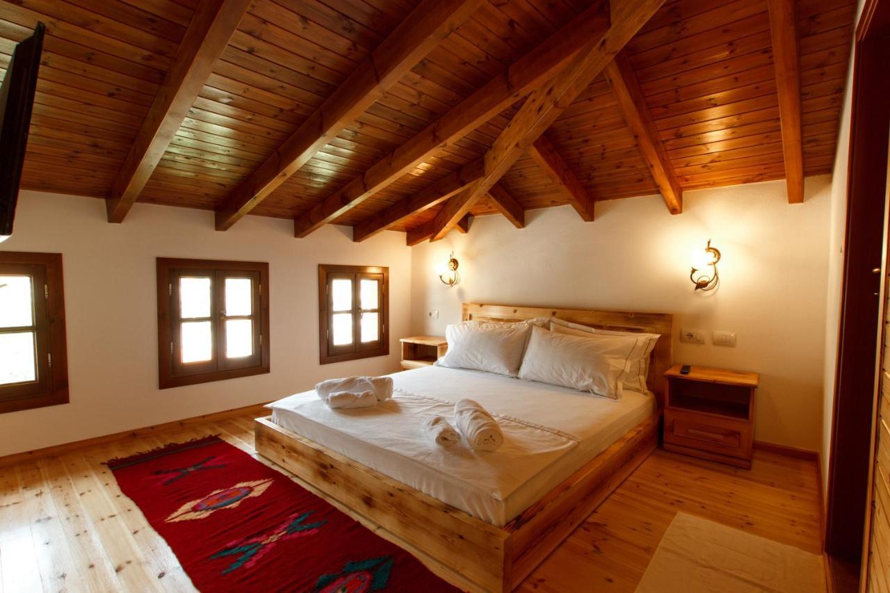 Hotel Sarajet 1821 จีโรคาสเตอร์ ภายนอก รูปภาพ